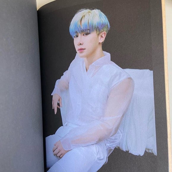 Monsta X album includes poster and CD
#Kpop #monsta X #Merch - Picture 3 of 4